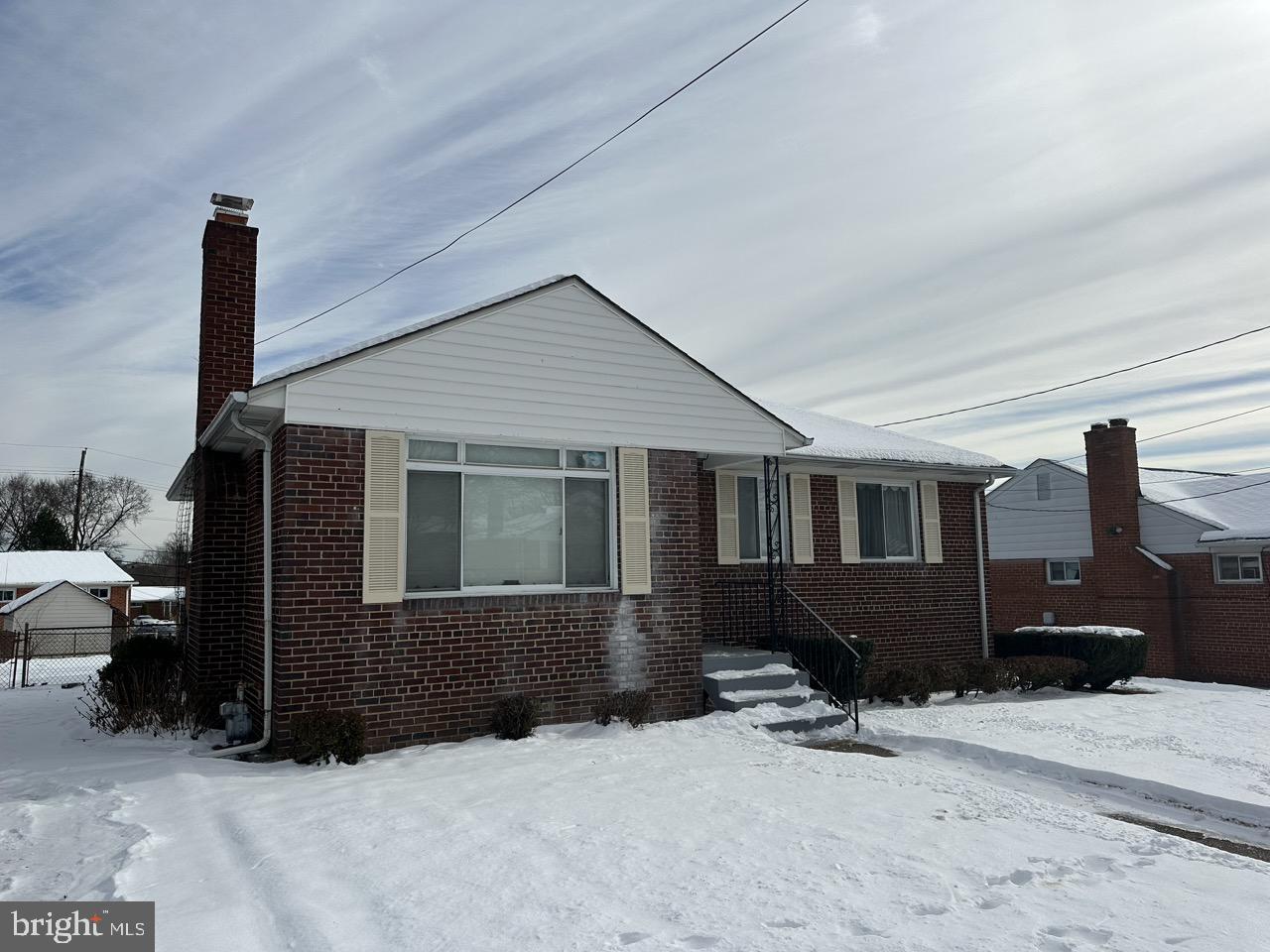 CONNECTICUT AVENUE ESTATES - Residential Lease