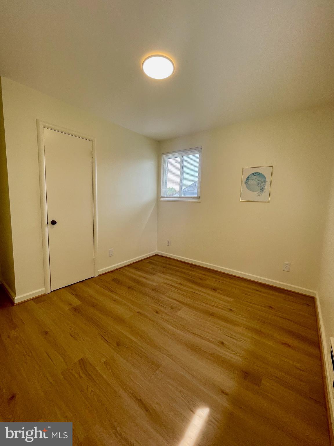 CONNECTICUT AVENUE ESTATES - Residential Lease