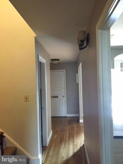 CARLYN PARK - Residential Lease