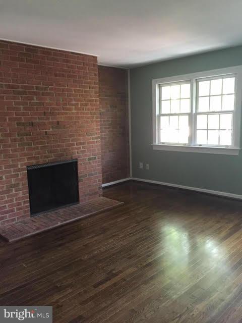 CARLYN PARK - Residential Lease