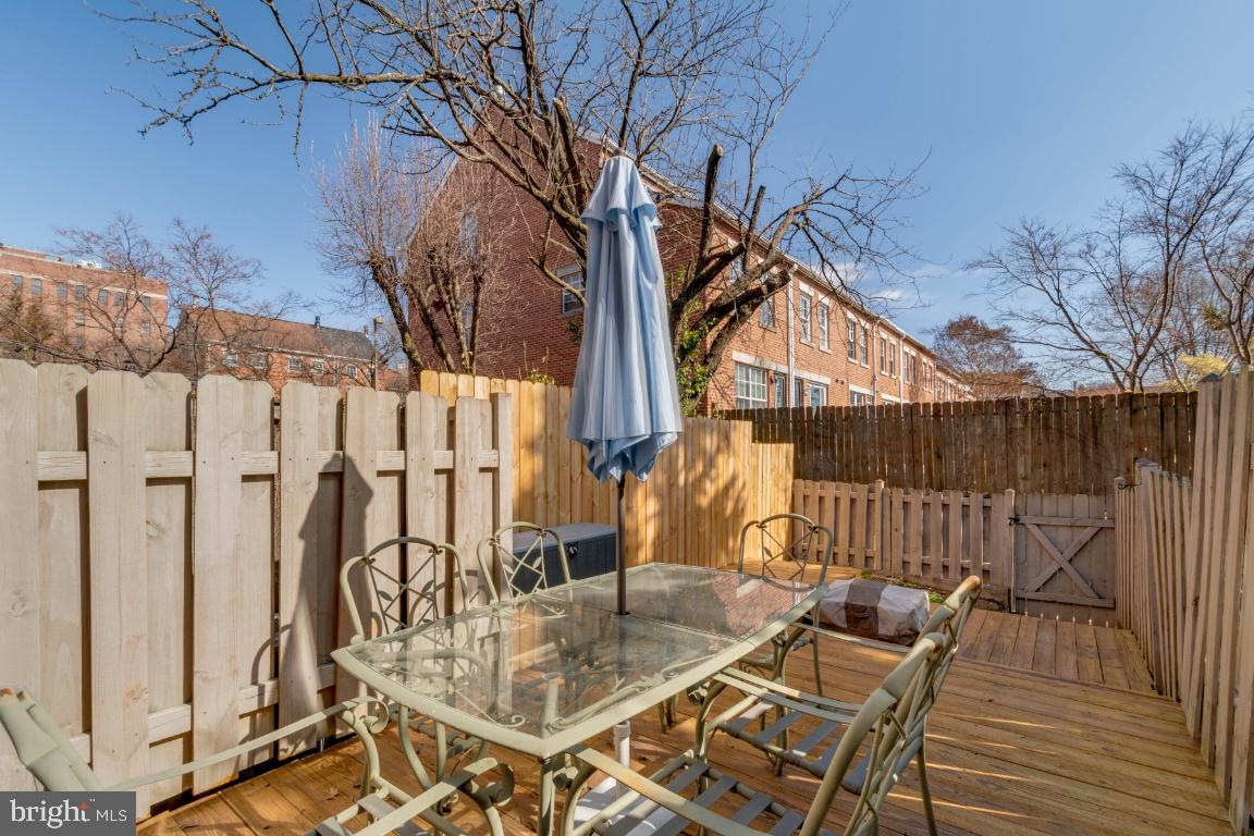 WASHINGTON HILL - Residential