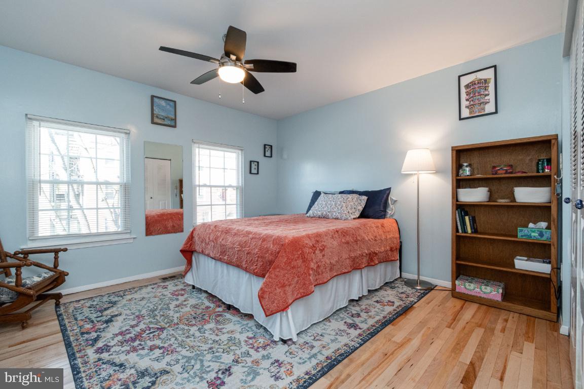 WASHINGTON HILL - Residential