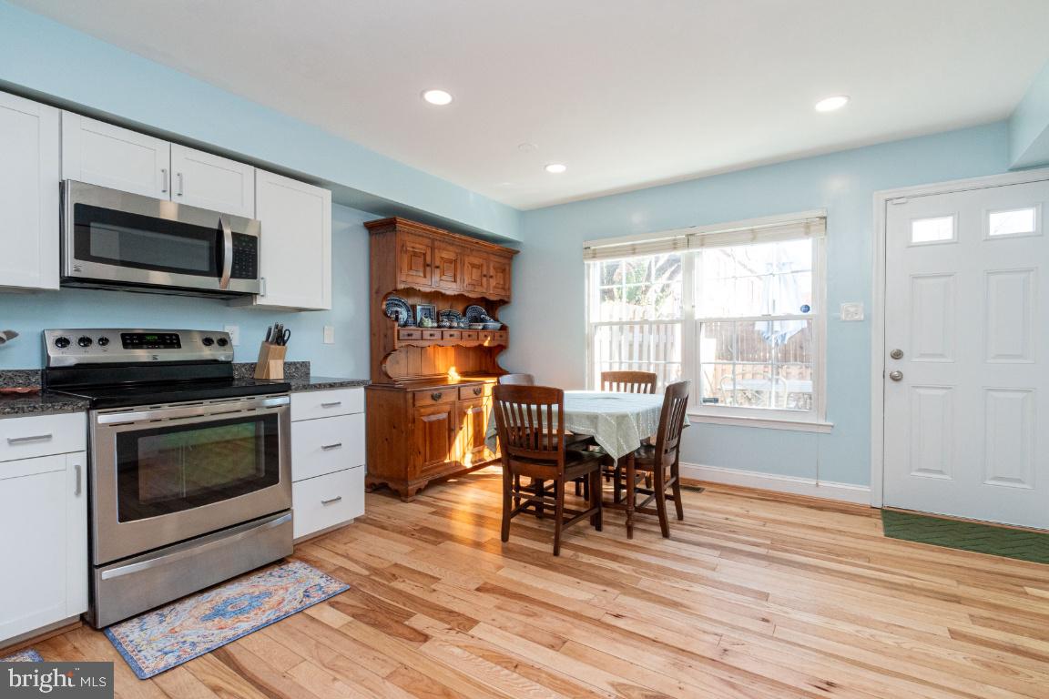 WASHINGTON HILL - Residential