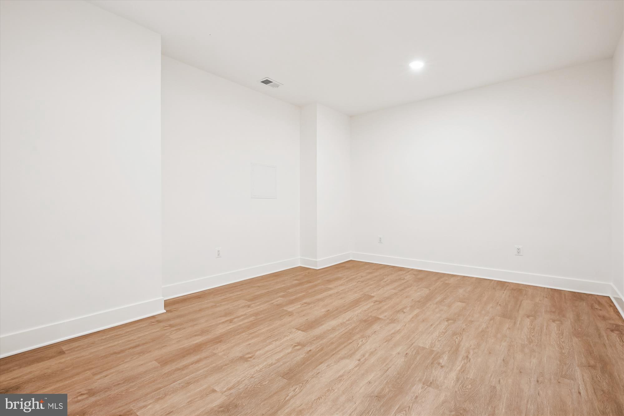 CABIN JOHN PARK - Residential