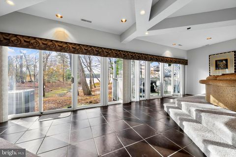 Townhouse For Sale - 203 Sunshine Lakes Drive<br/> VOORHEES, NJ 08043