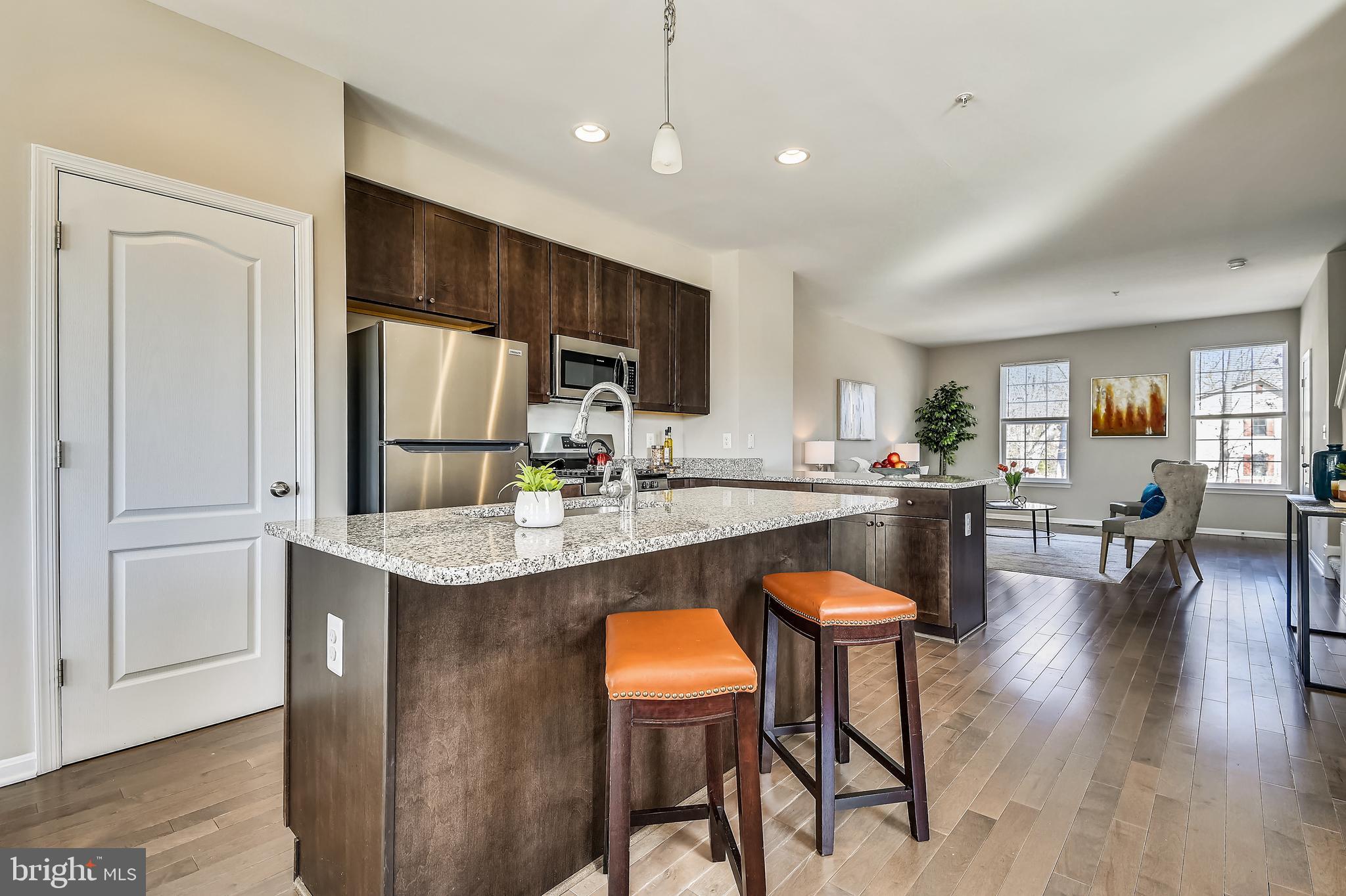 DORCHESTER VIEW - Residential Lease