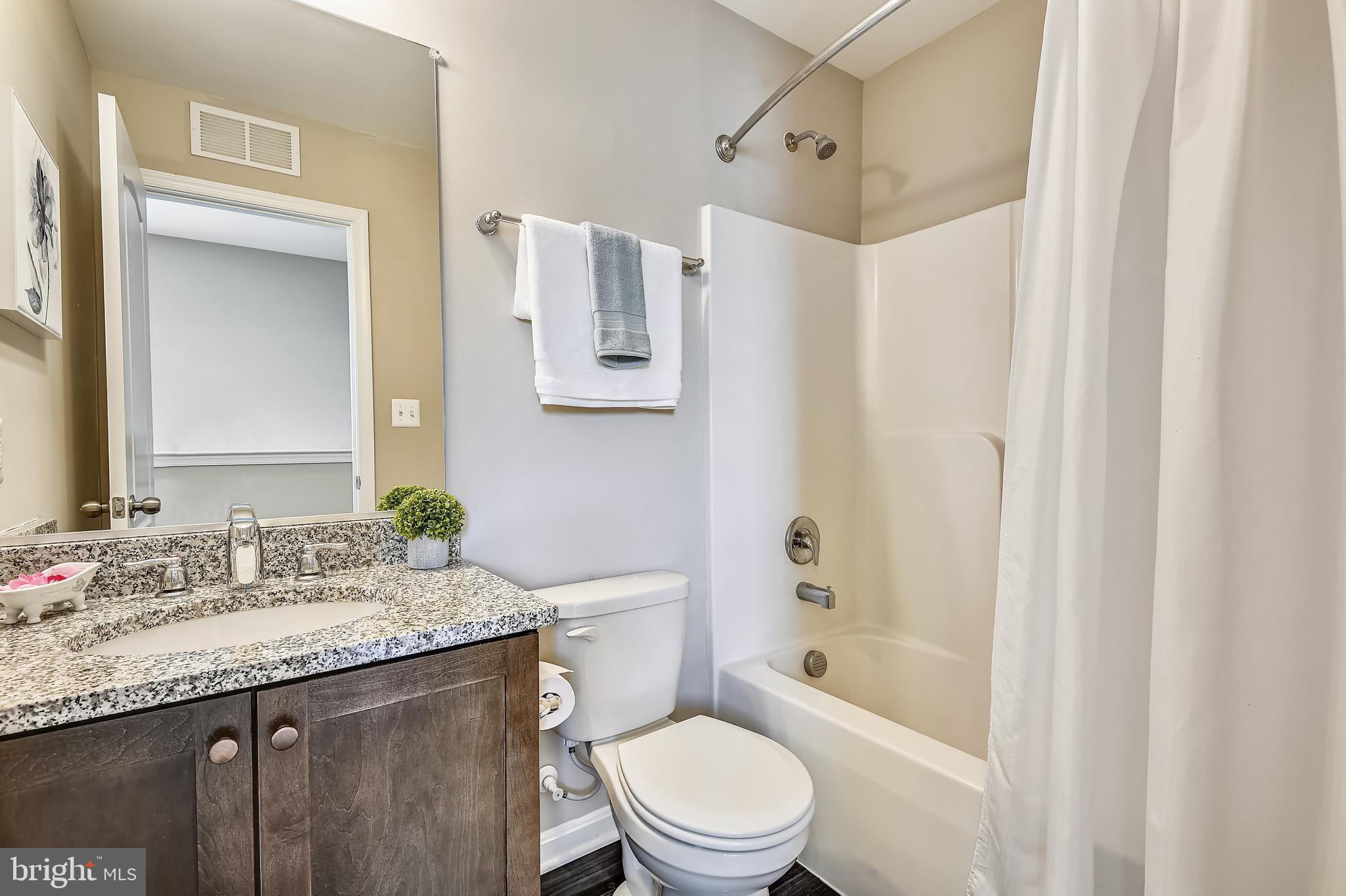 DORCHESTER VIEW - Residential Lease