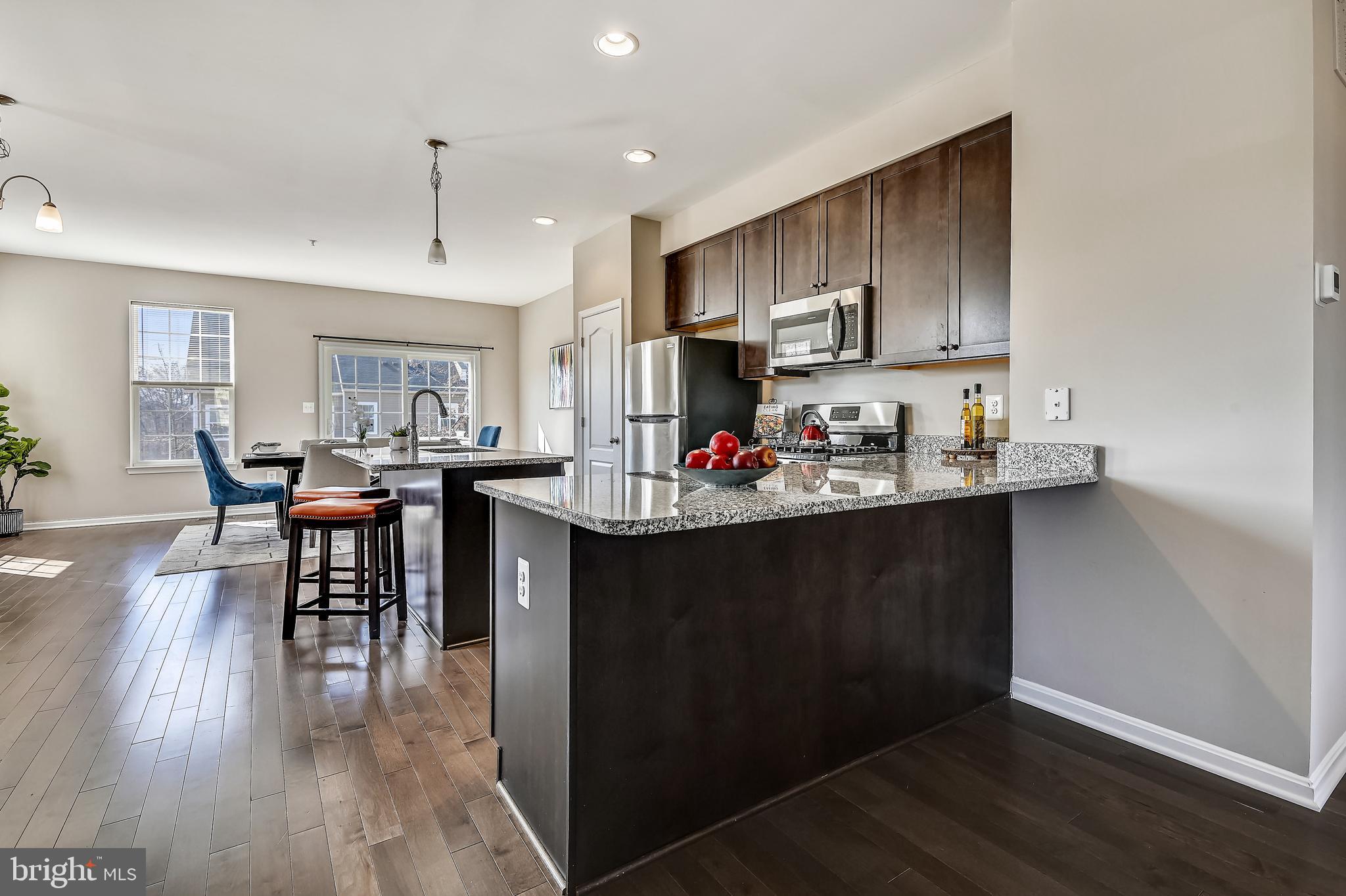 DORCHESTER VIEW - Residential Lease