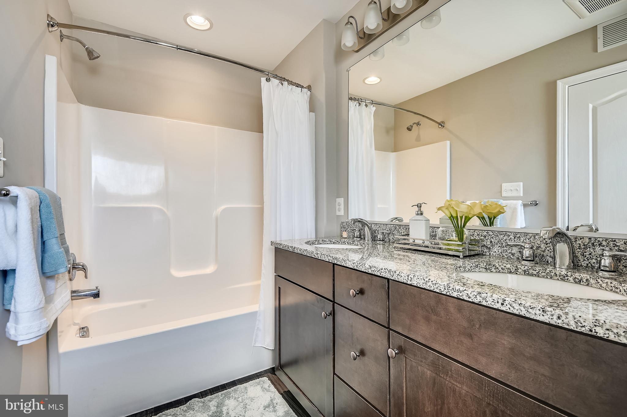 DORCHESTER VIEW - Residential Lease