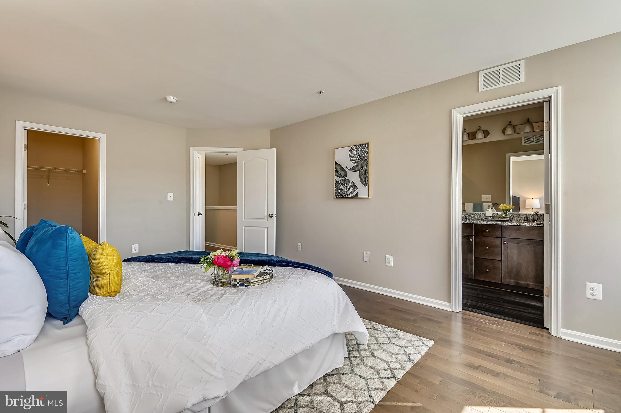 DORCHESTER VIEW - Residential Lease