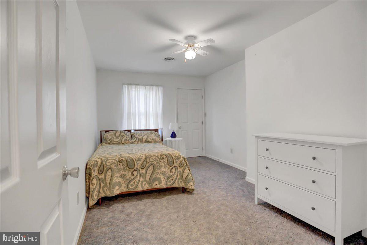 MEADOWBROOK - Residential