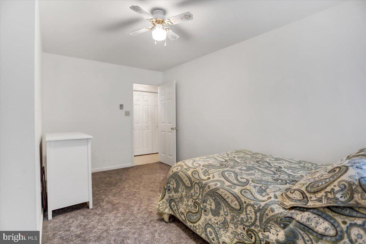 MEADOWBROOK - Residential