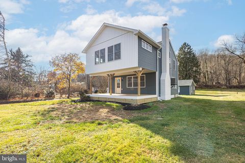 1434 RIVER ROAD UPPER BLACK EDDY PA 18972