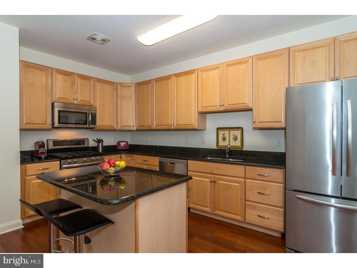 LANTERN HILL - Residential