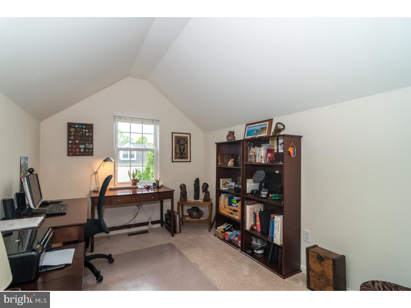 LANTERN HILL - Residential