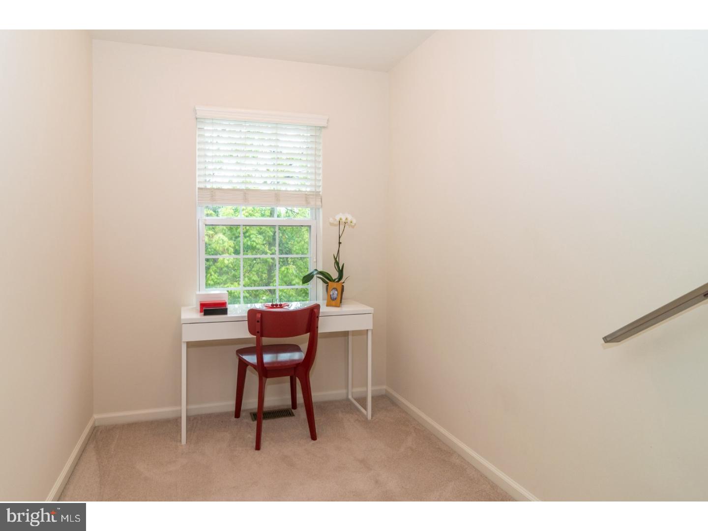 LANTERN HILL - Residential