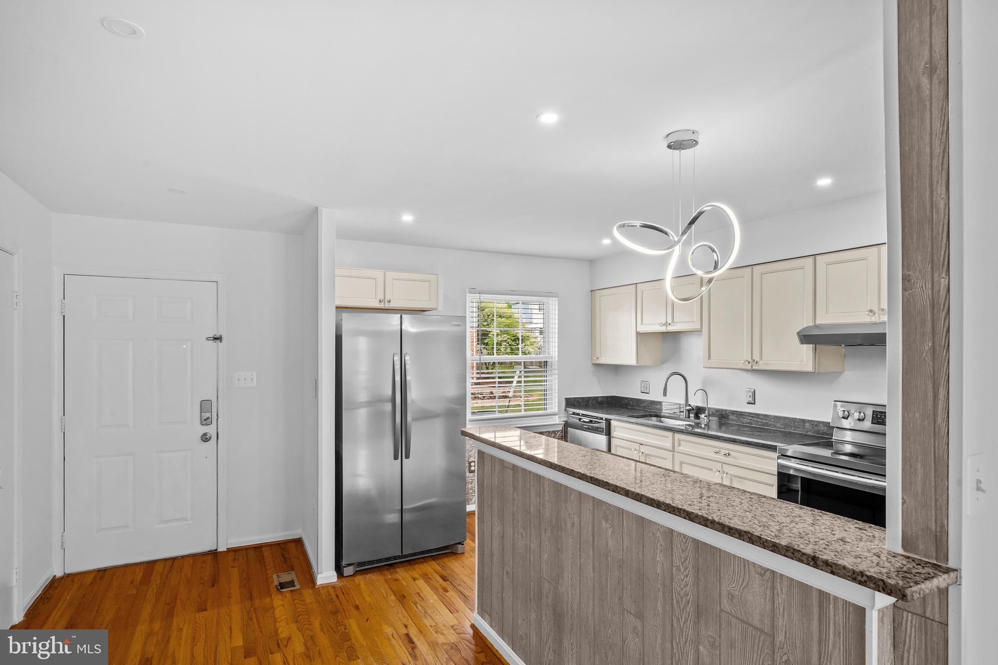 POINT OF WOODS - Residential
