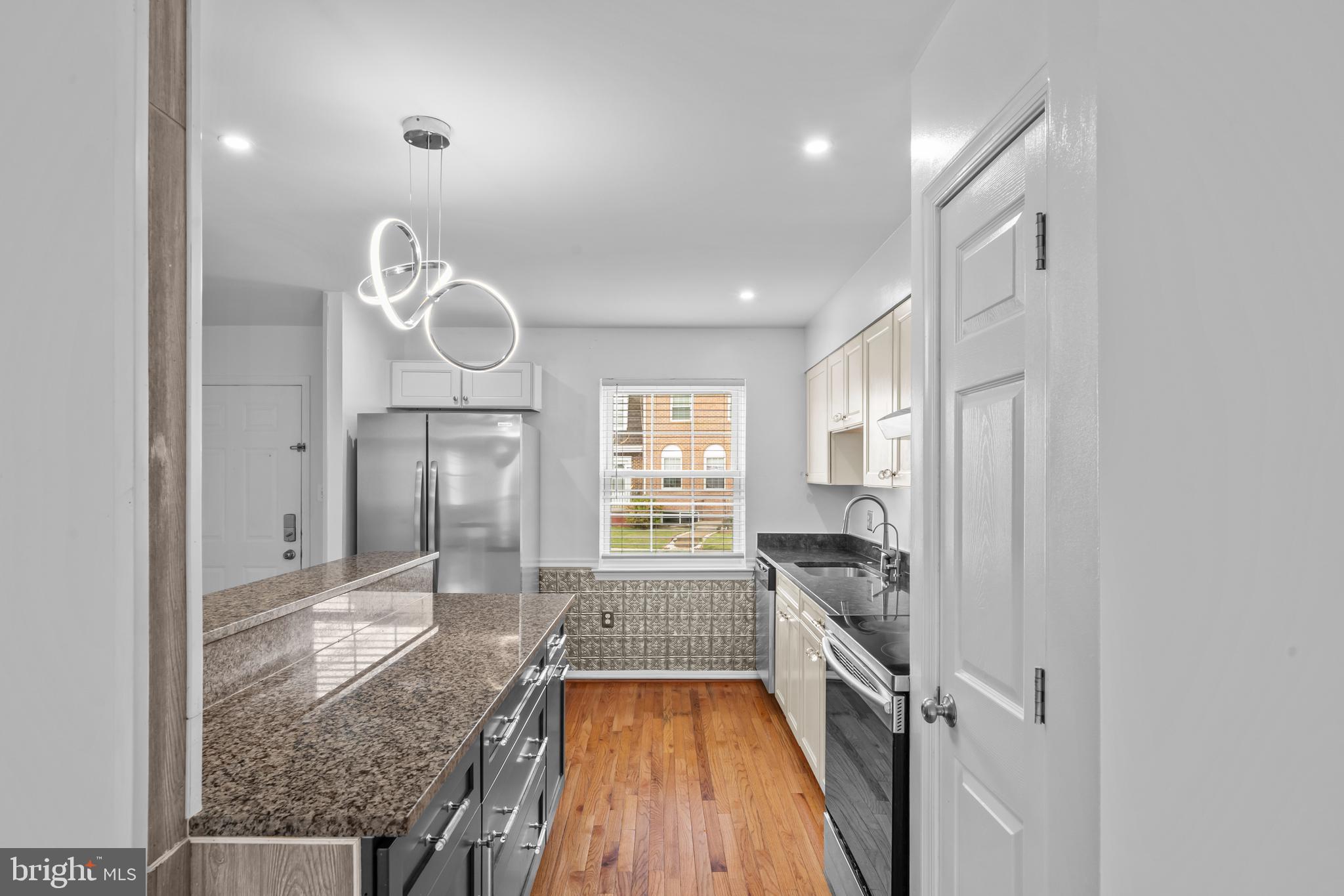 POINT OF WOODS - Residential