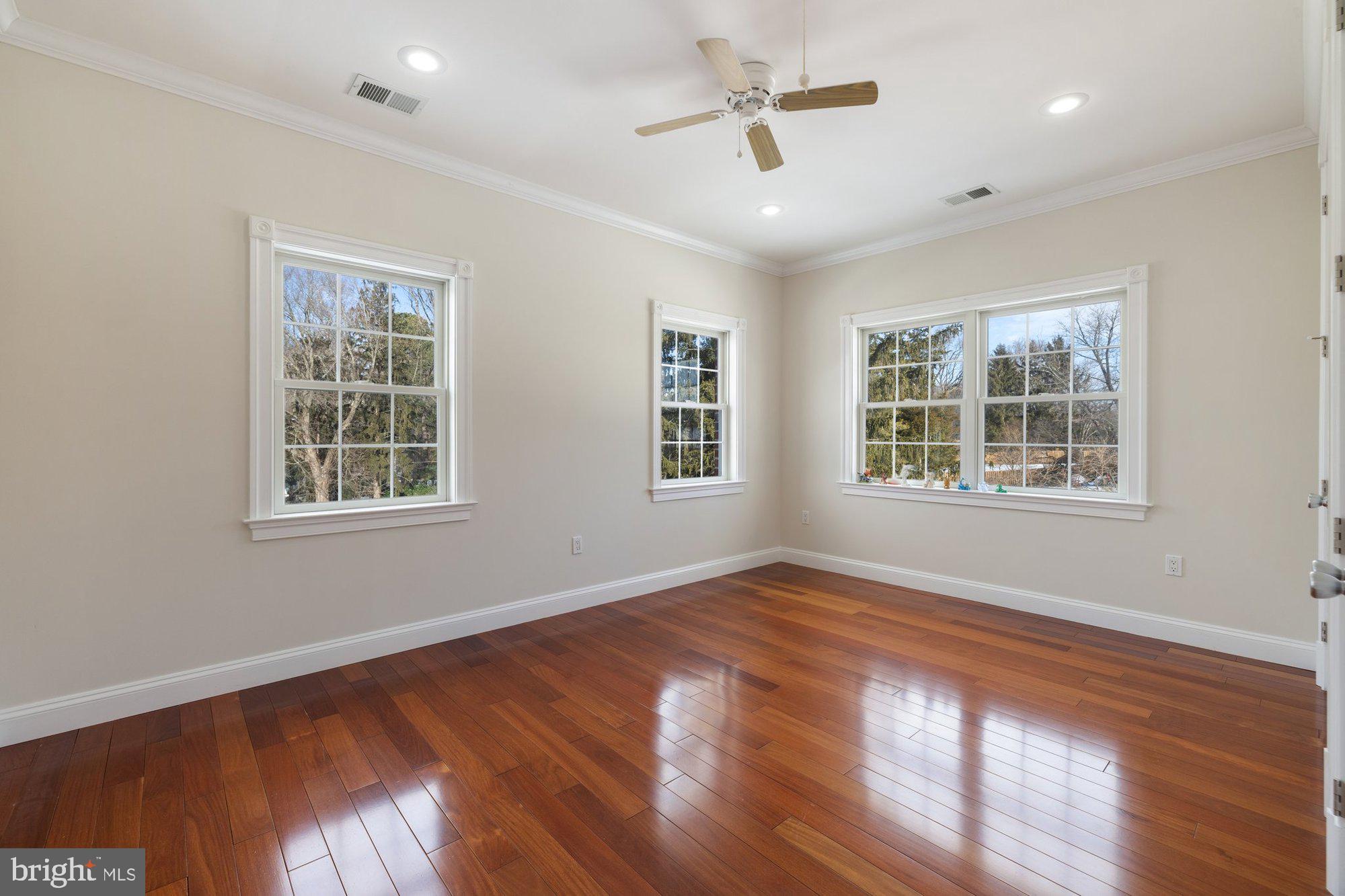 LITTLE VIENNA ESTATES - Residential