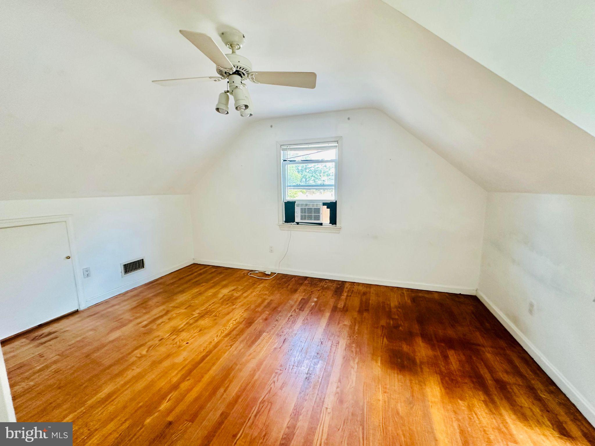 BROCKWOOD - Residential Lease