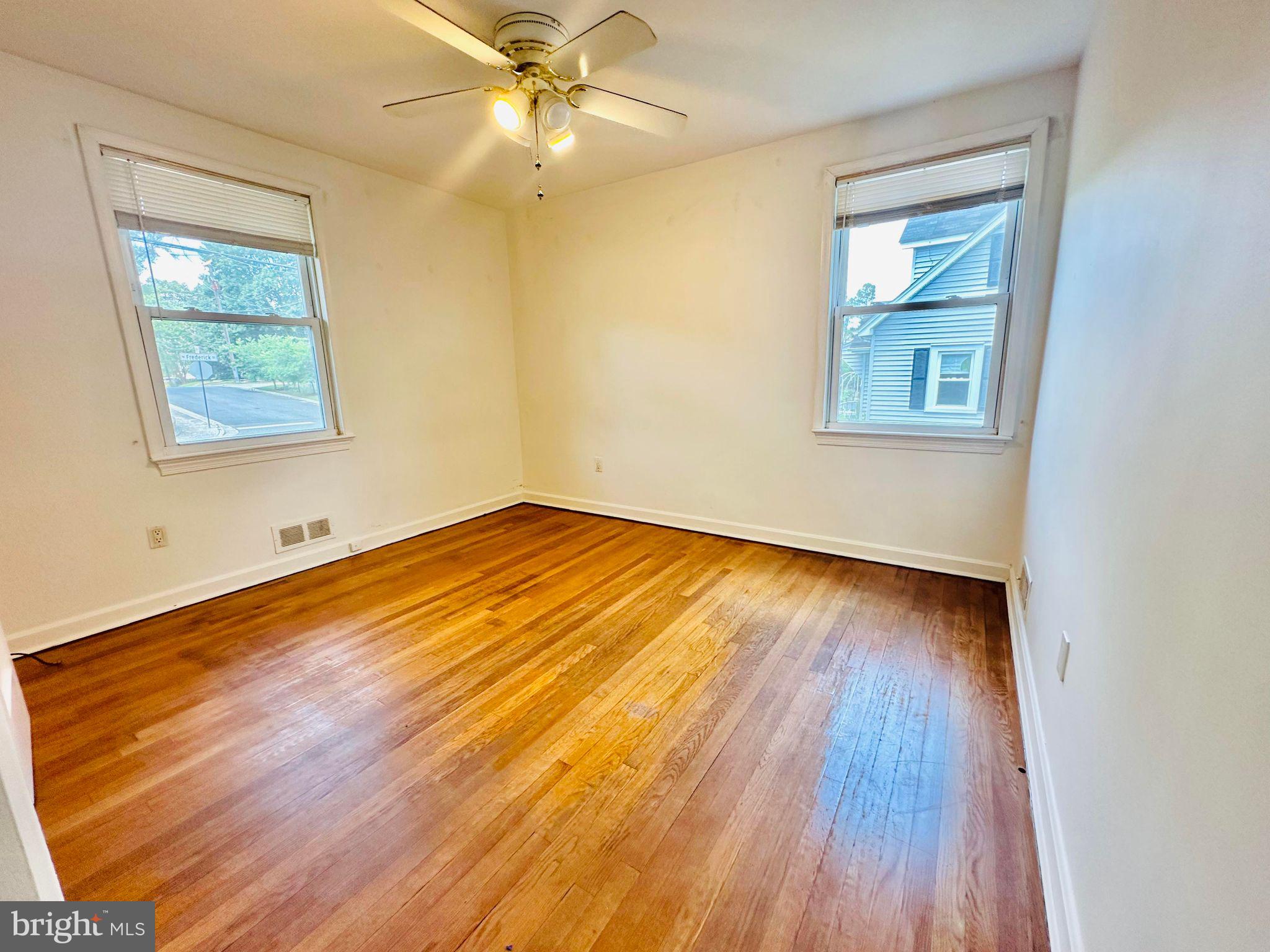 BROCKWOOD - Residential Lease