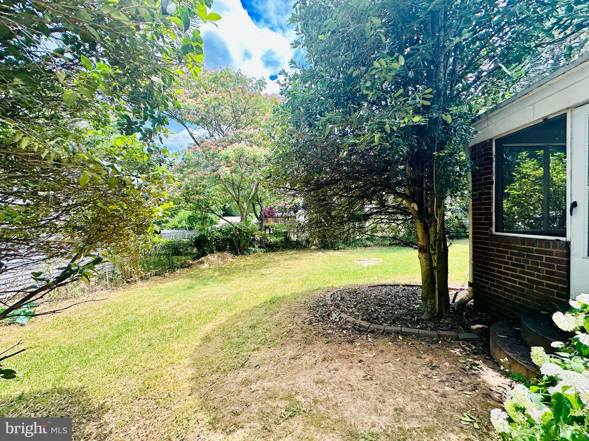 BROCKWOOD - Residential Lease