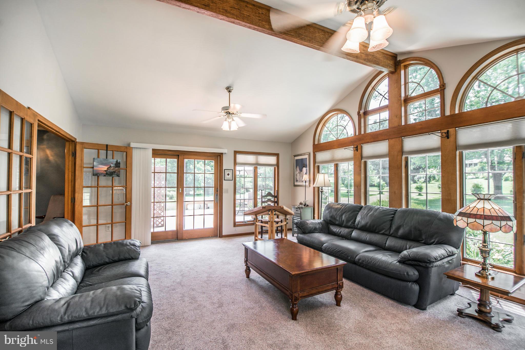 BALDWIN HILLS - Residential