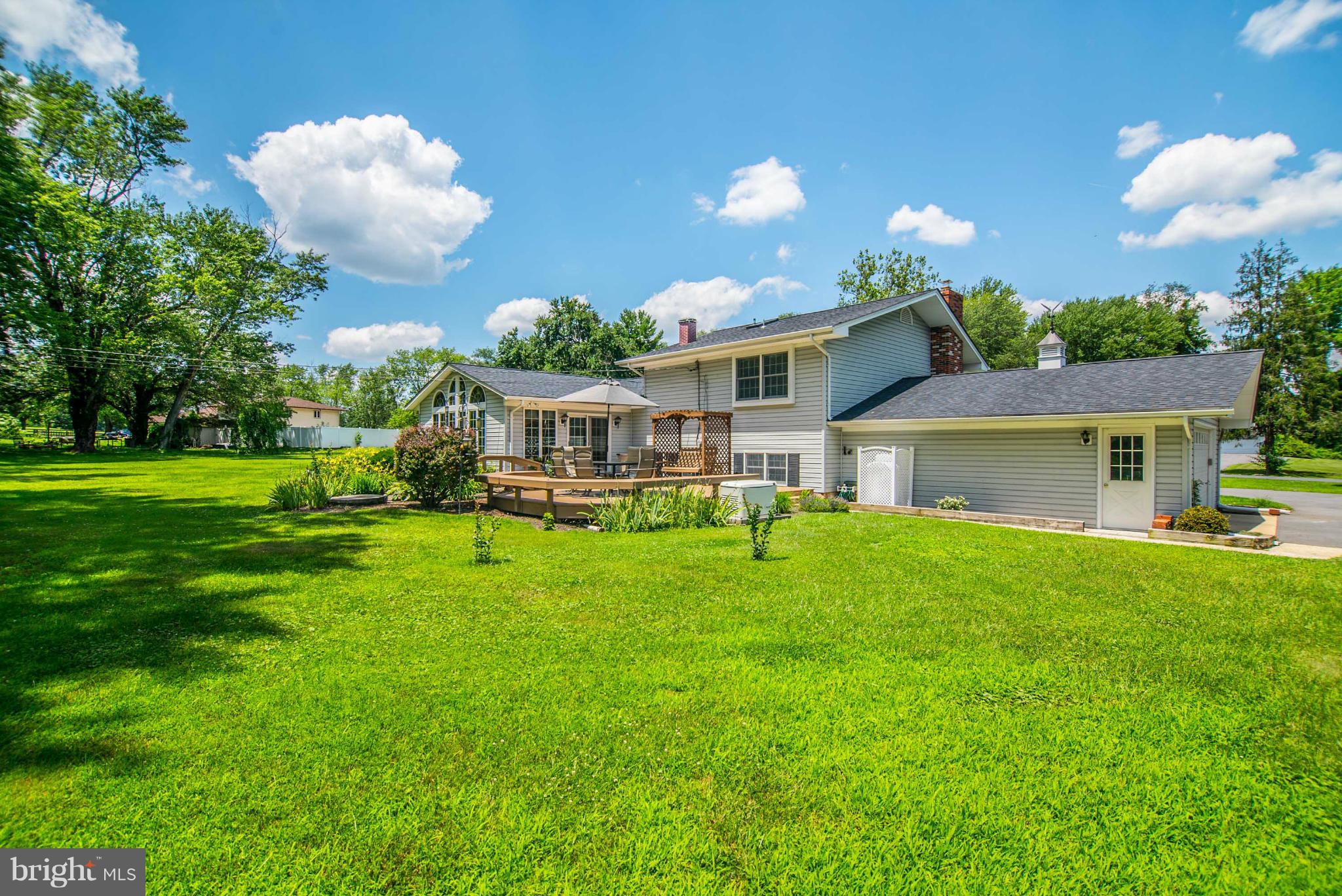 BALDWIN HILLS - Residential