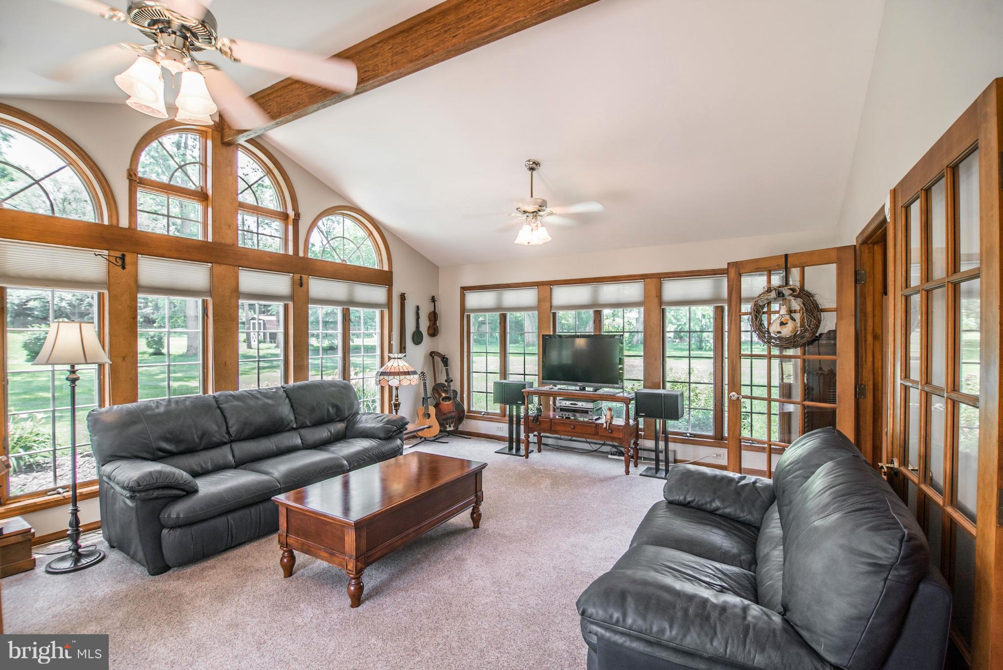 BALDWIN HILLS - Residential