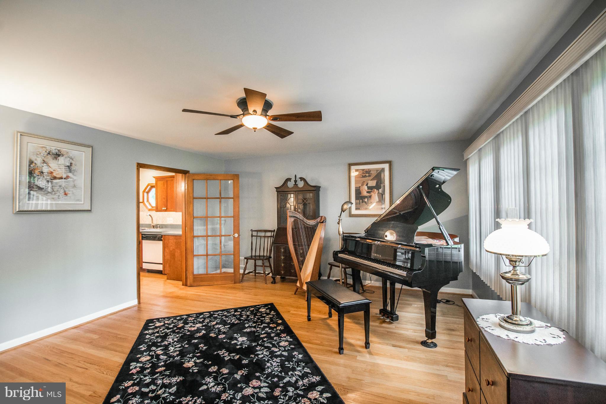 BALDWIN HILLS - Residential