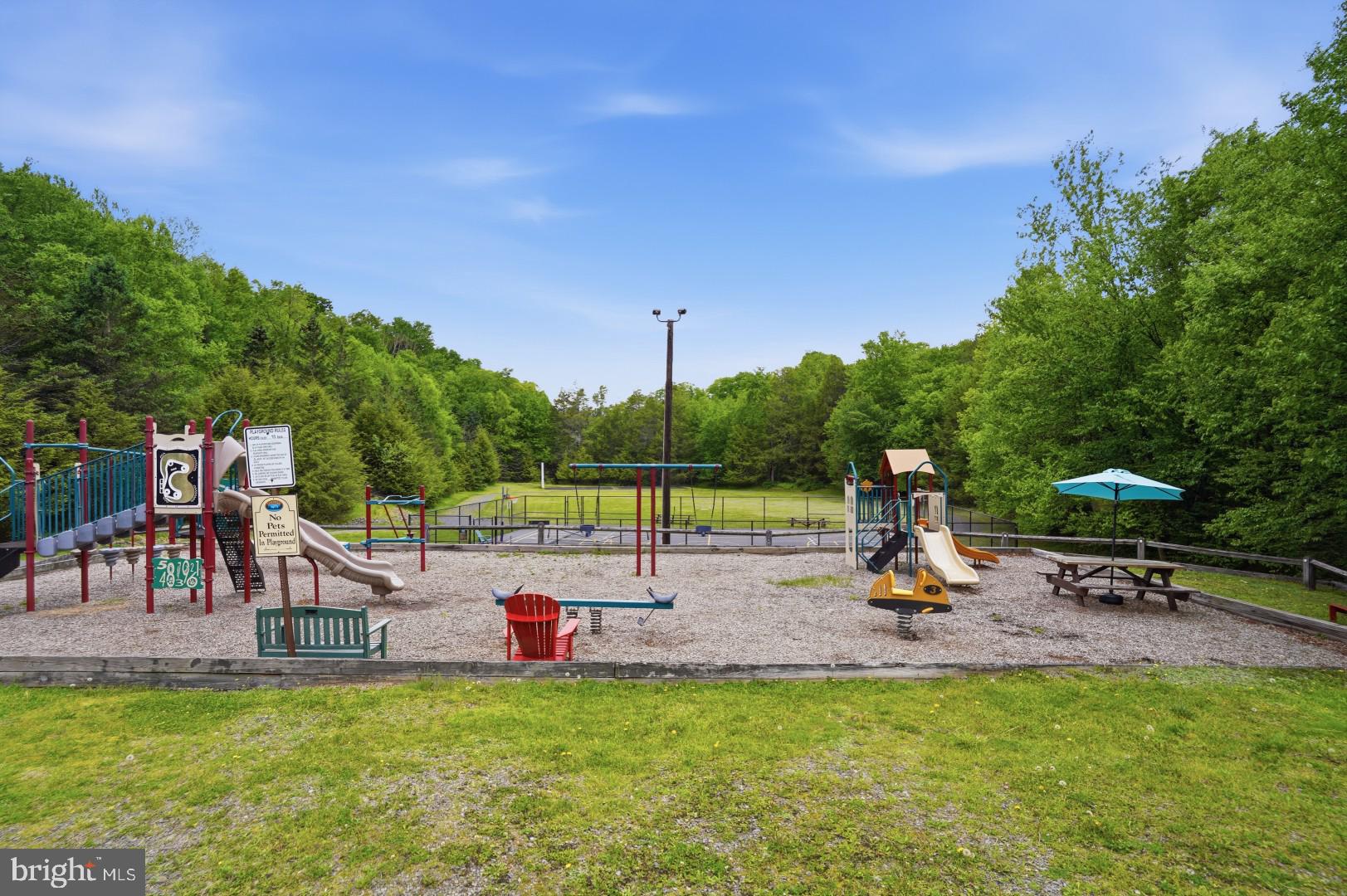 TANGLEWOOD LAKES - Residential