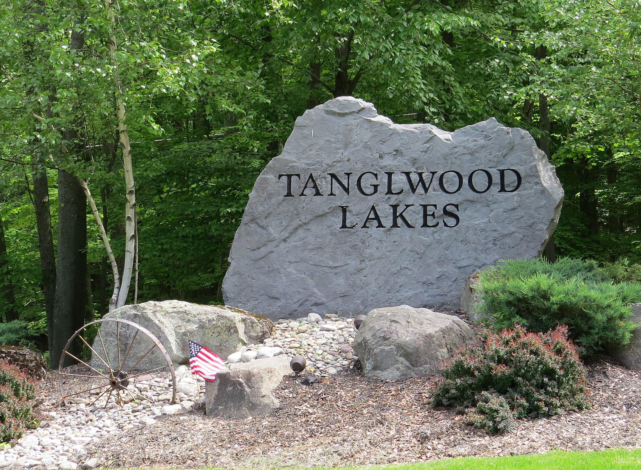 TANGLEWOOD LAKES - Residential