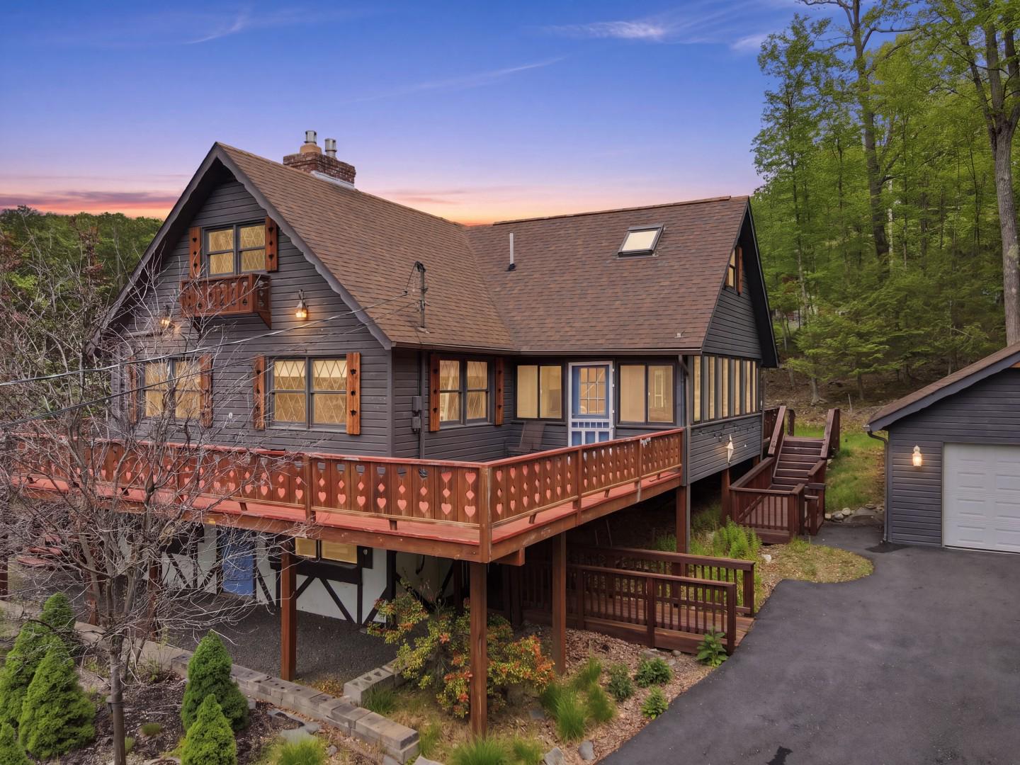 TANGLEWOOD LAKES - Residential