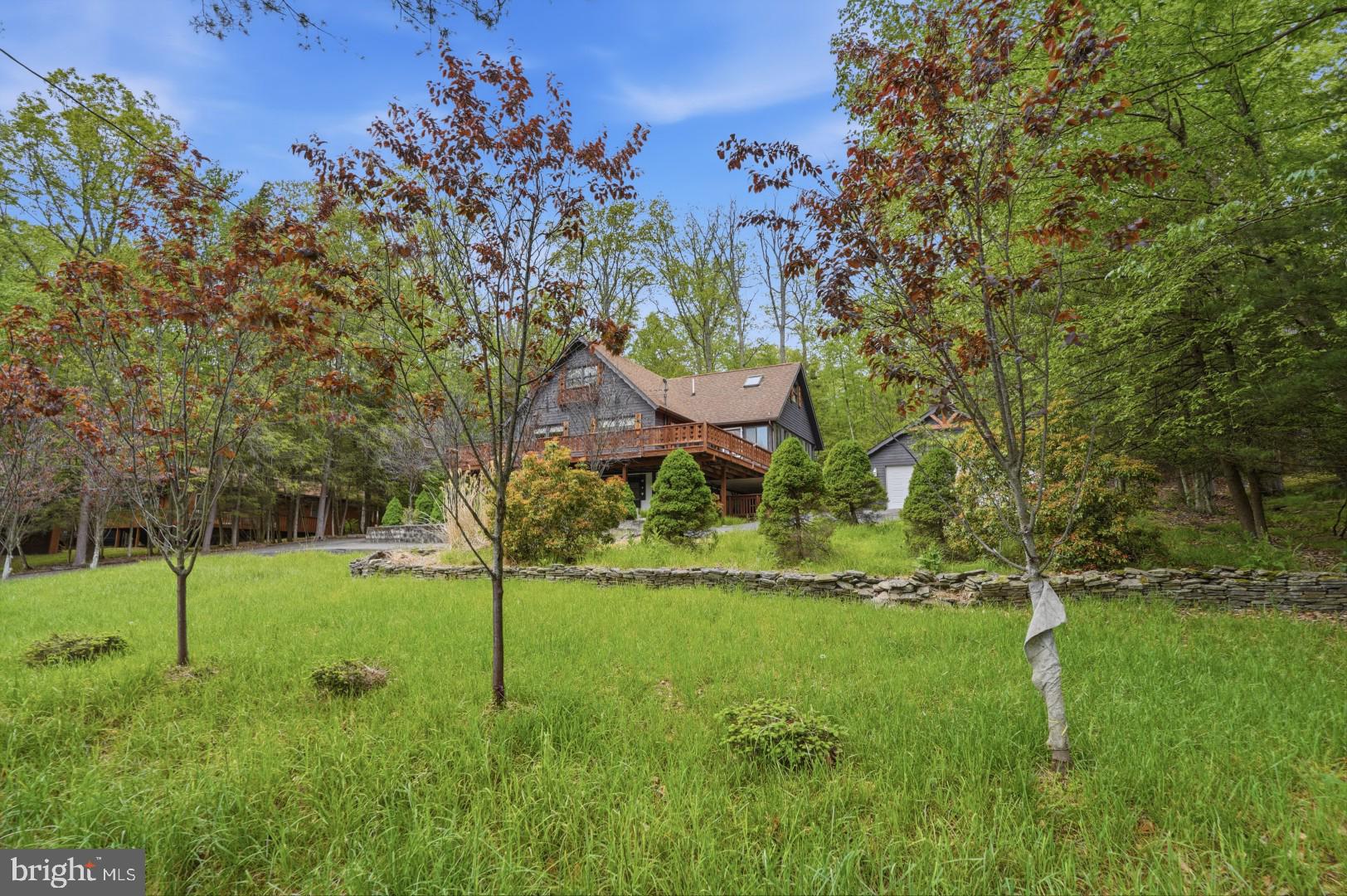 TANGLEWOOD LAKES - Residential