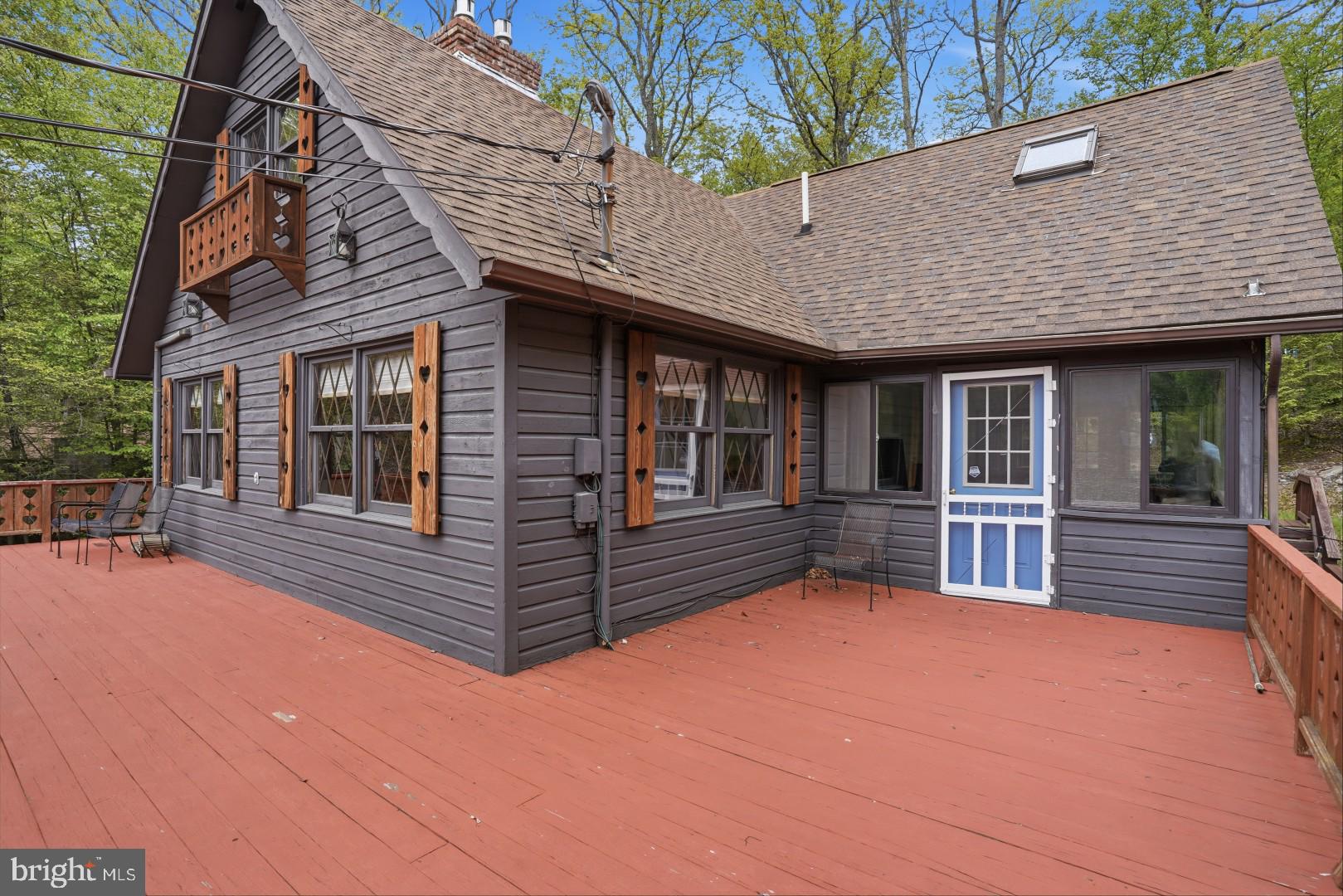 TANGLEWOOD LAKES - Residential
