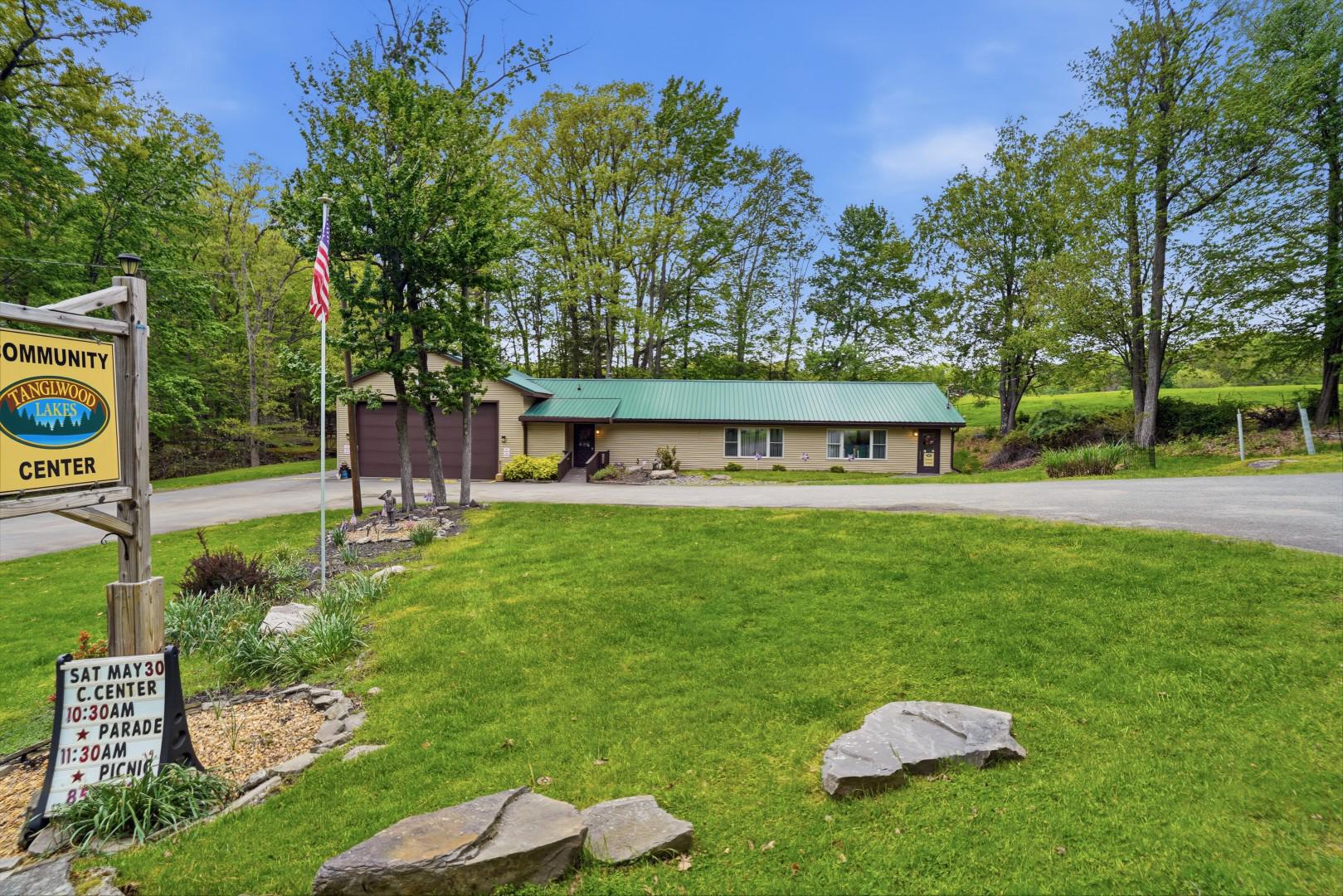 TANGLEWOOD LAKES - Residential