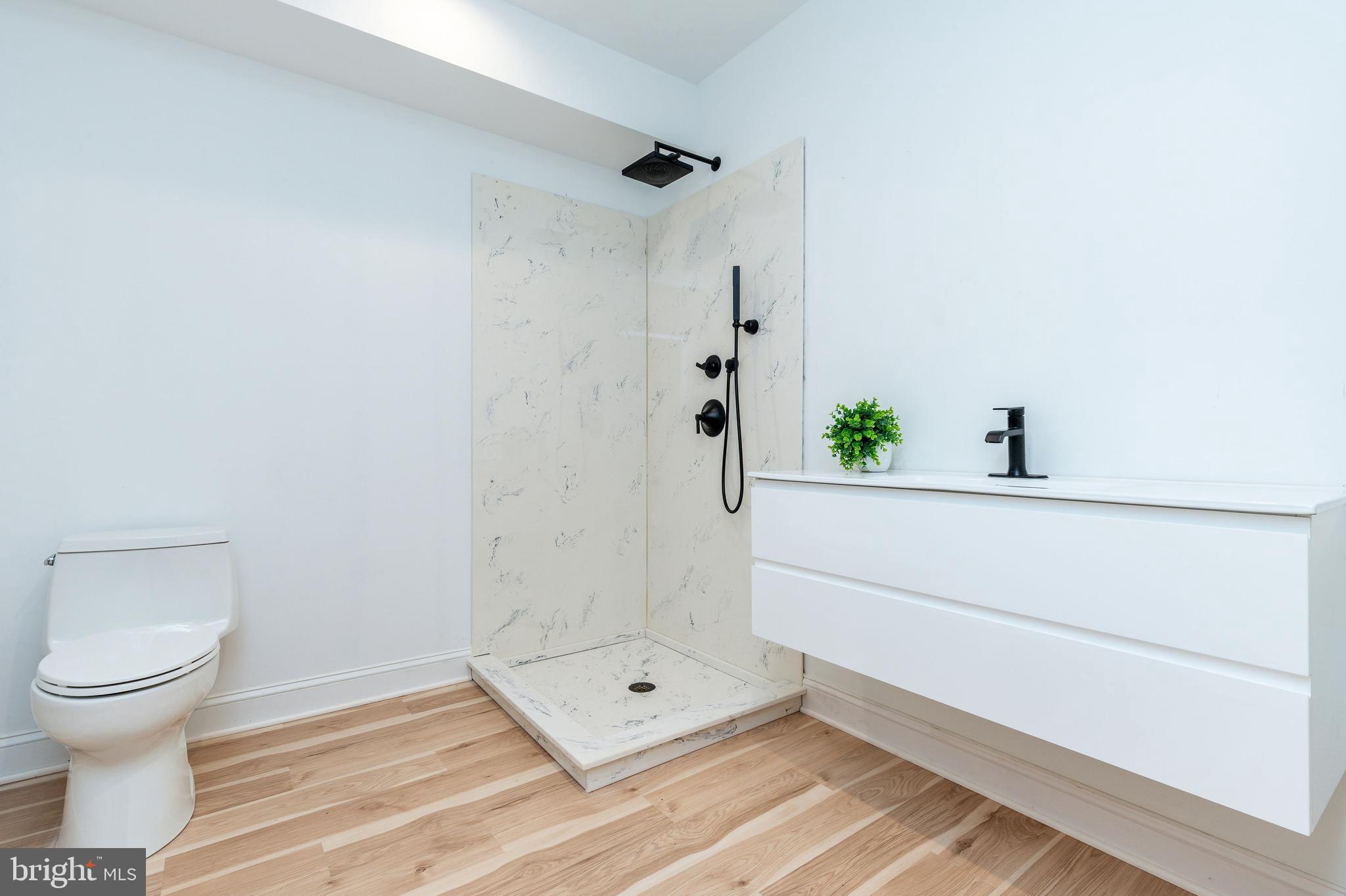 RESERVE AT CREEKSIDE - Residential