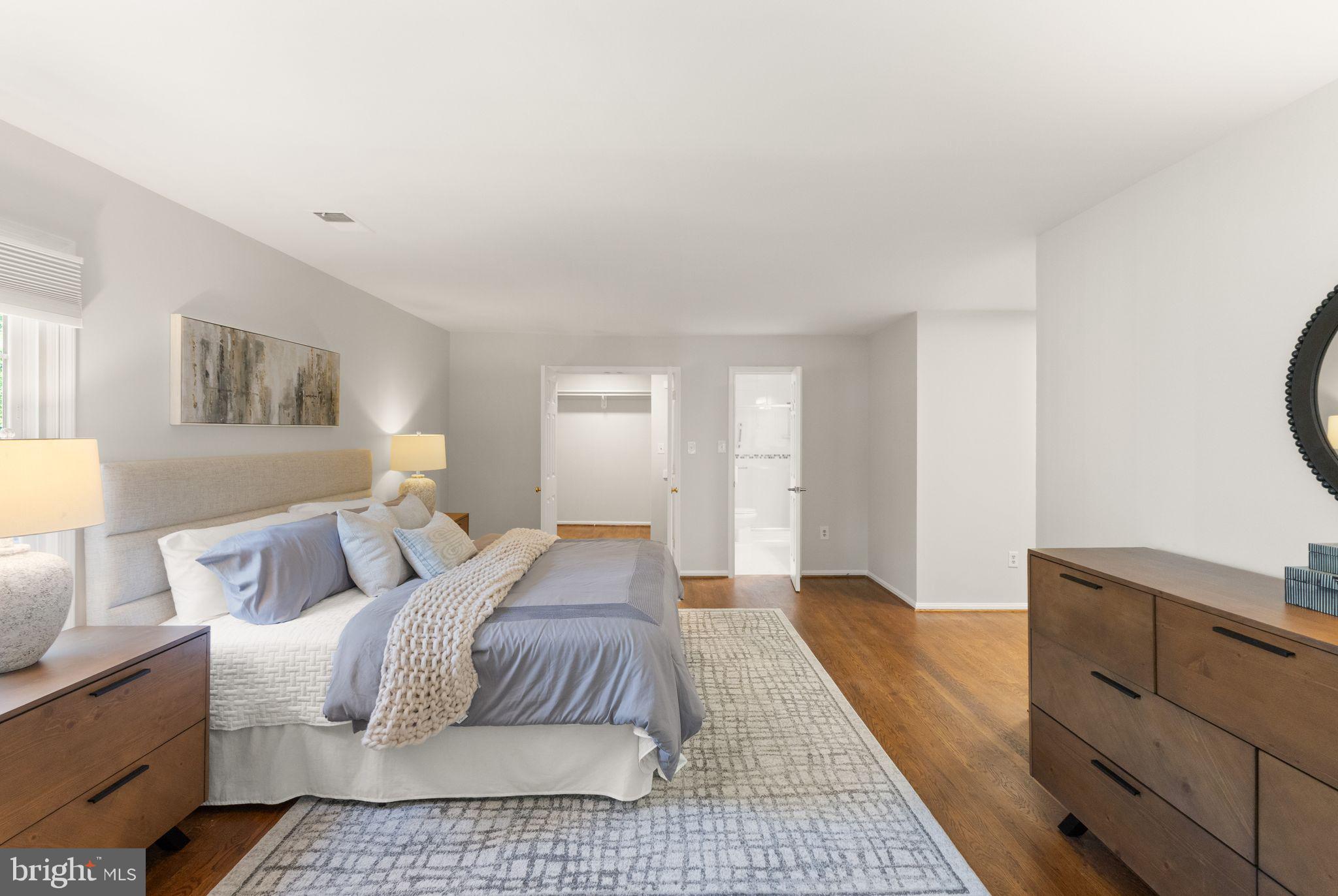 RESTON - Residential