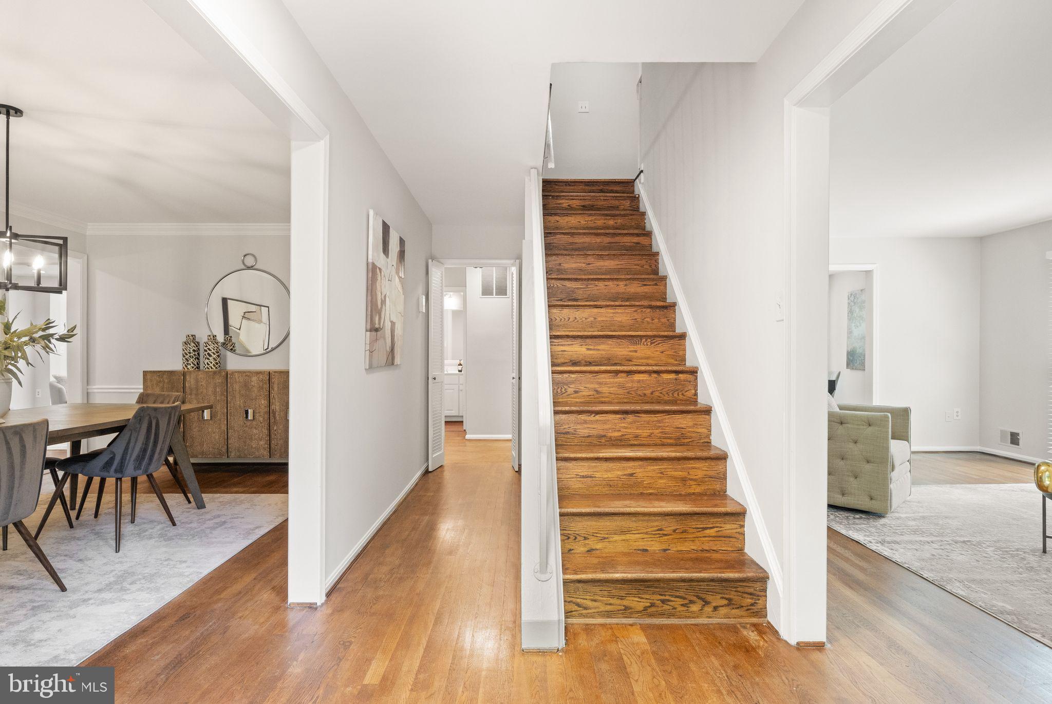 RESTON - Residential