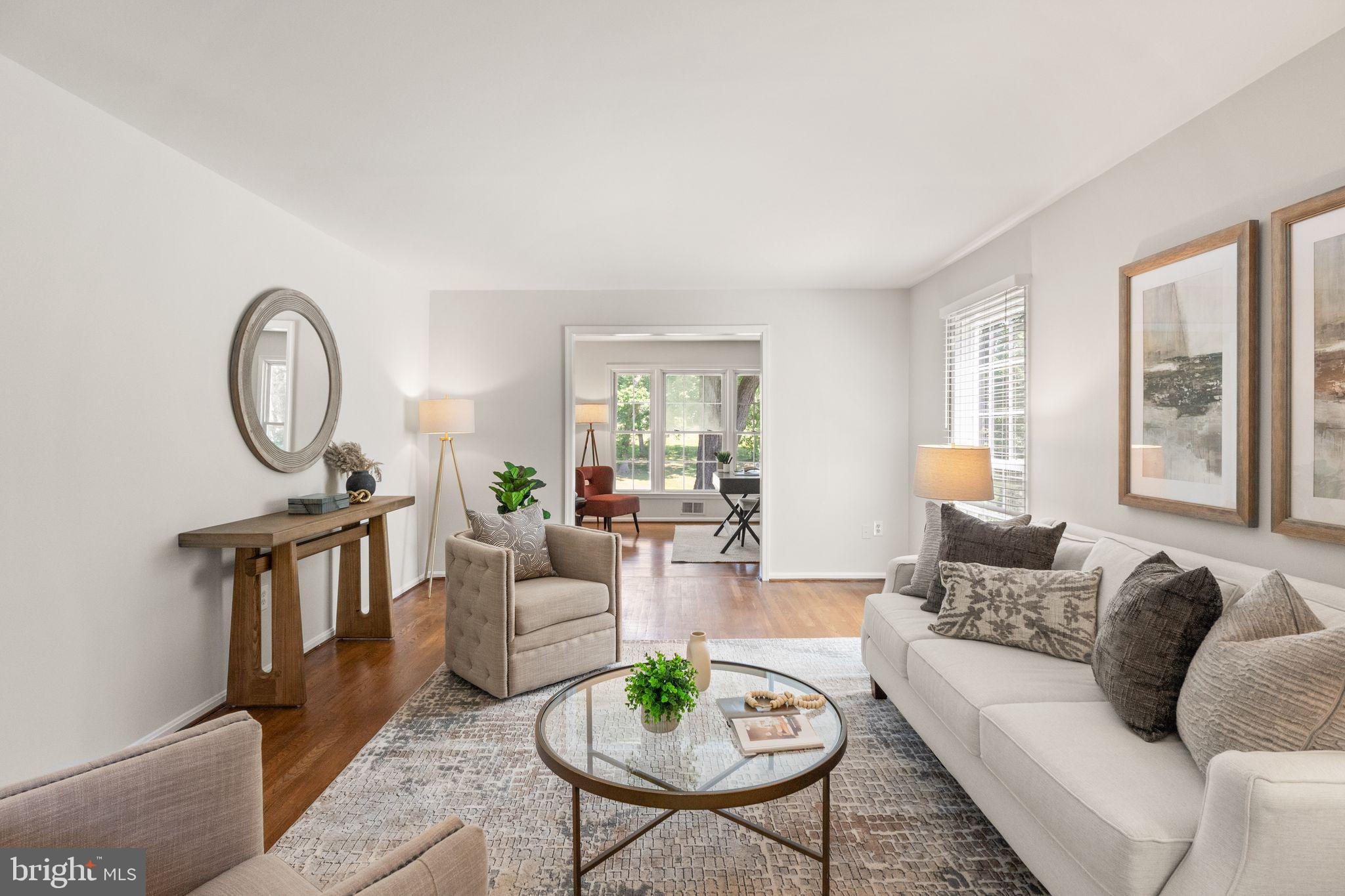 RESTON - Residential