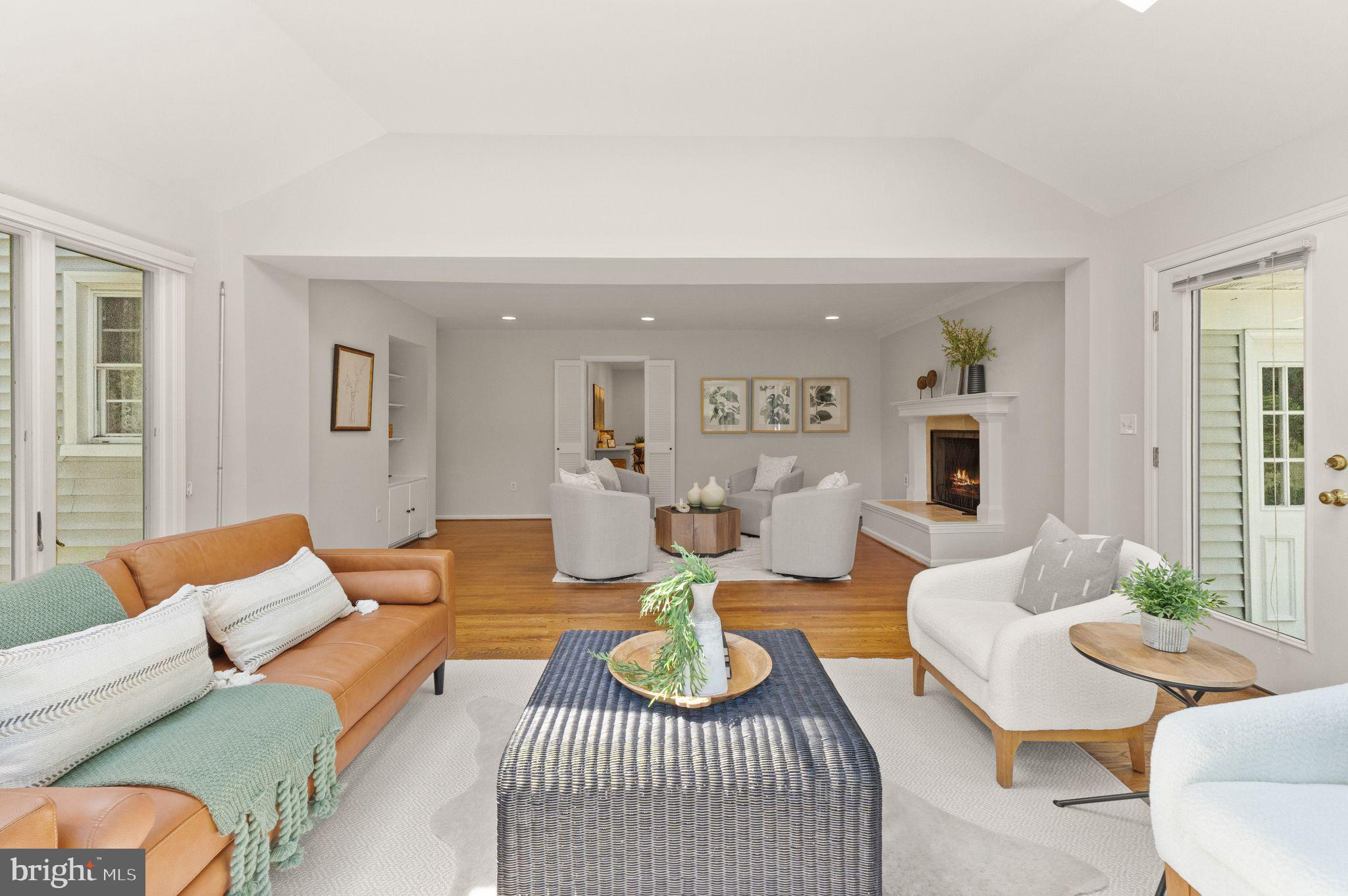 RESTON - Residential