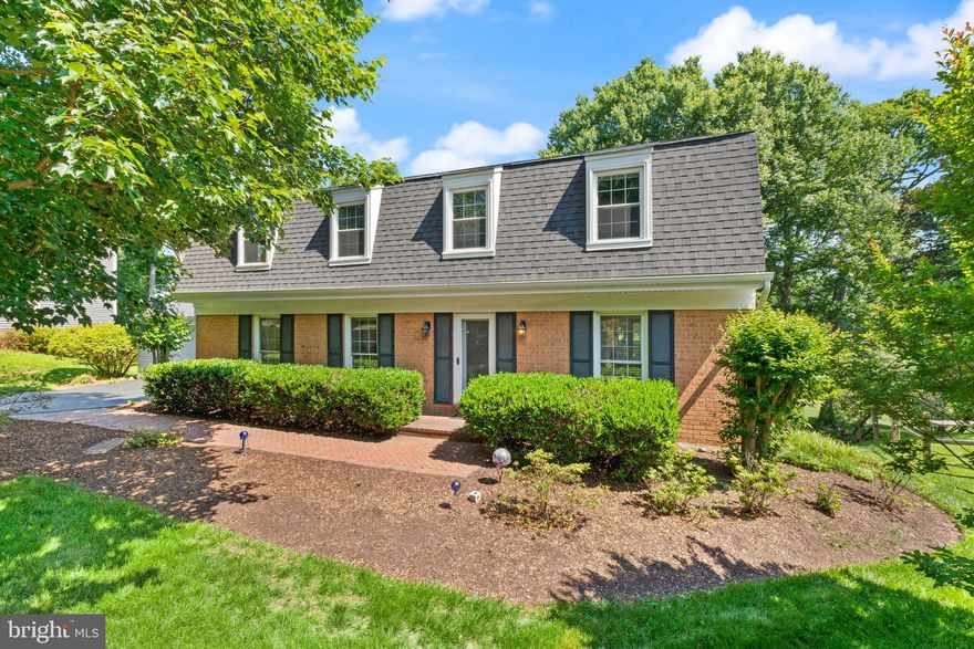 Welcome to this beautifully updated 3-level home nestled on the Reston National golf course in Reston. Featuring 5 bedrooms and 3.5 bathrooms, this spacious residence offers the perfect blend of modern updates, natural light, and scenic surroundings.
Inside, you’ll find a fully renovated interior with fresh paint, updated lighting throughout, and an upgraded kitchen featuring new countertops, cabinetry, and appliances. The bright and airy layout is designed for both everyday living and entertaining, with large windows that fill the home with natural light and a relaxing sunroom overlooking the golf course.
The lower level has been refreshed with brand-new carpet, while additional updates include a new washer and dryer and a newly redone driveway. Complete with a spacious 2-car garage and thoughtfully updated finishes throughout, this move-in ready home offers comfort, style, and an exceptional location.