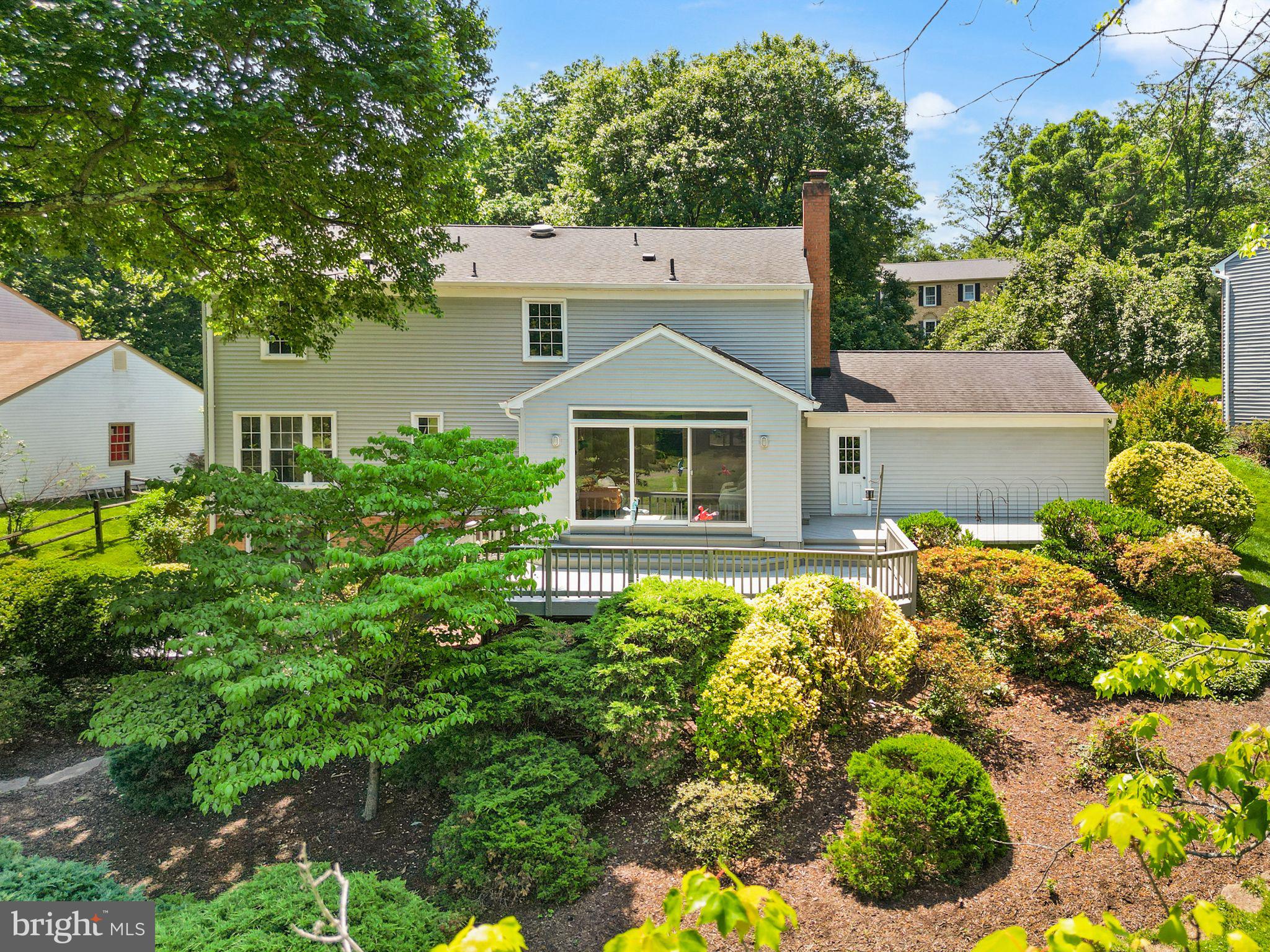 RESTON - Residential