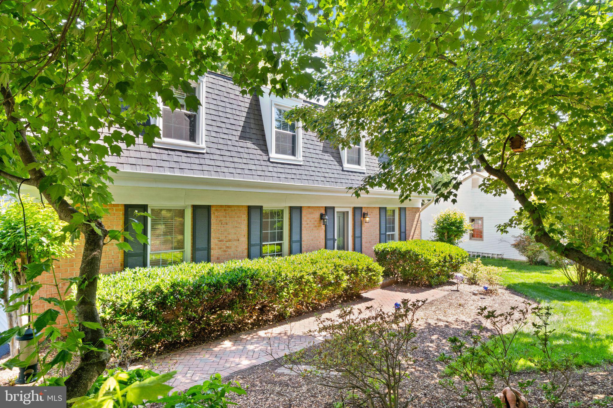 RESTON - Residential