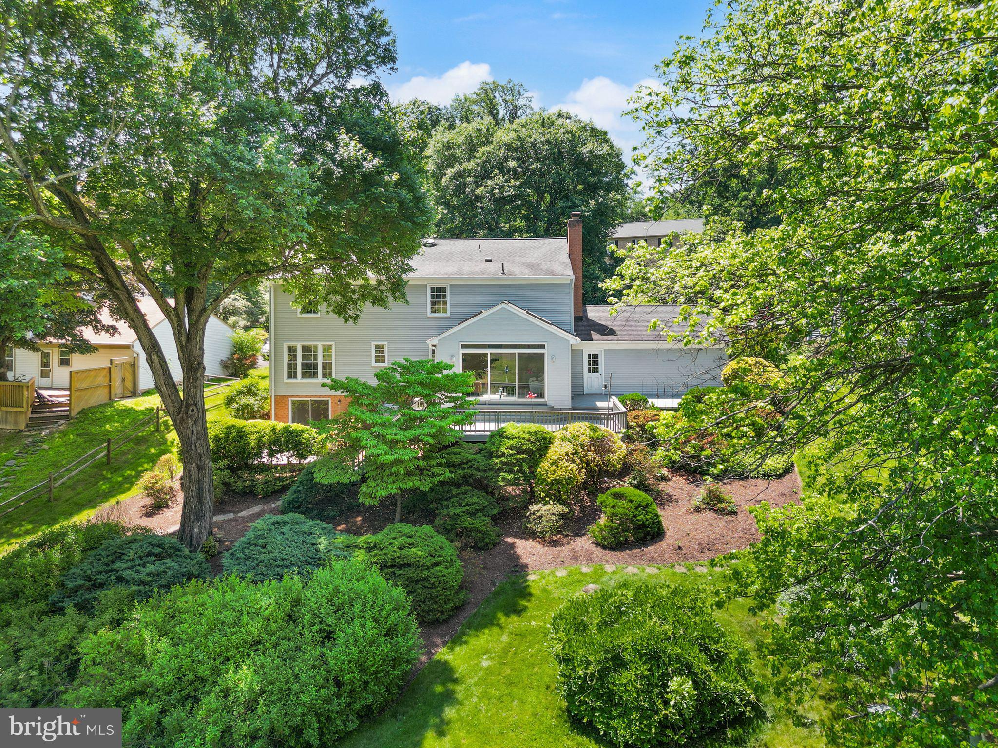 RESTON - Residential