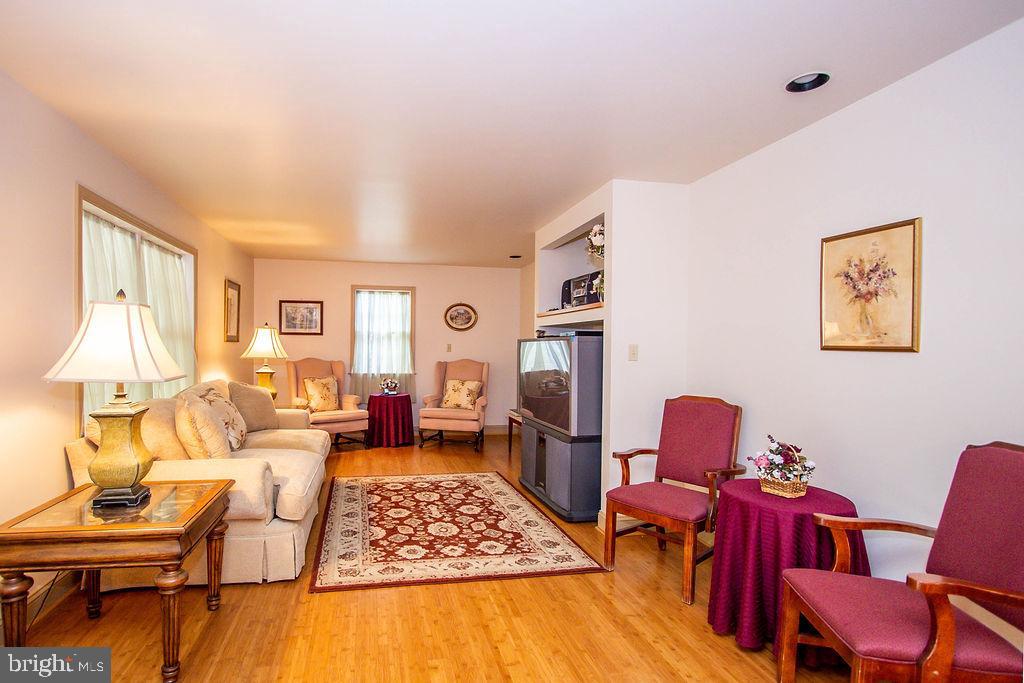 TIMBER MOUNTAIN - Residential