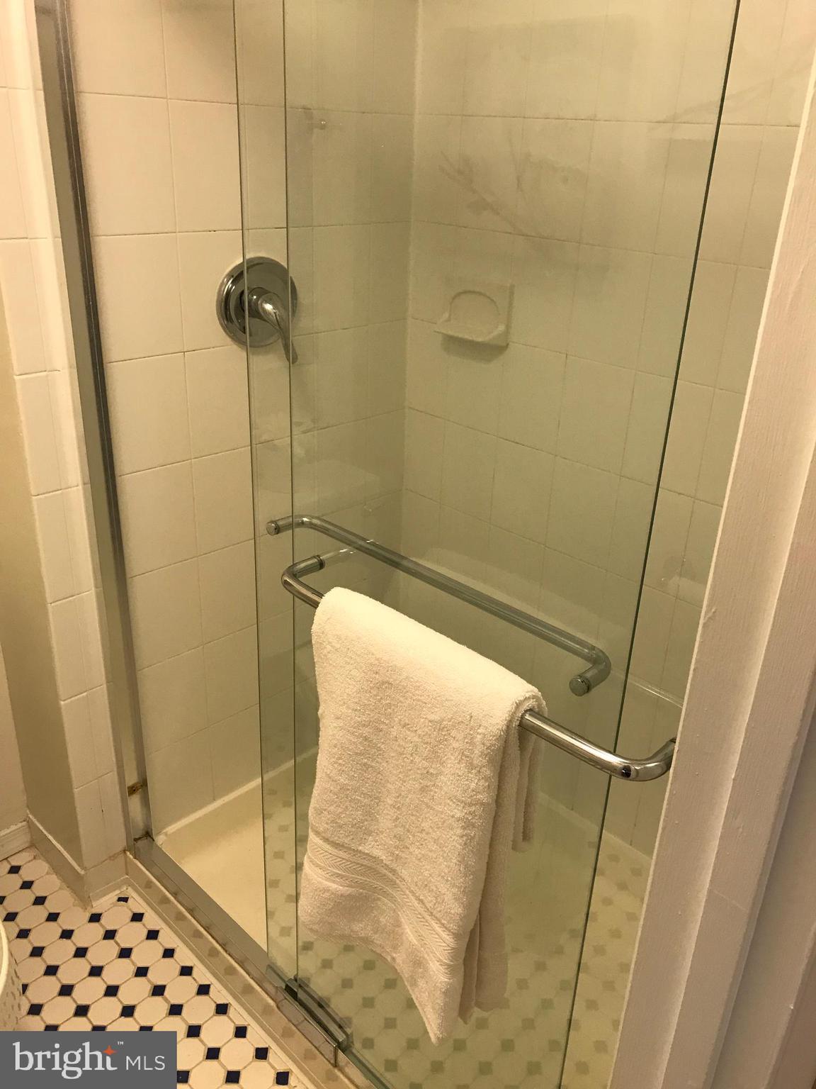 TERRACE TOWNHOME - Residential Lease