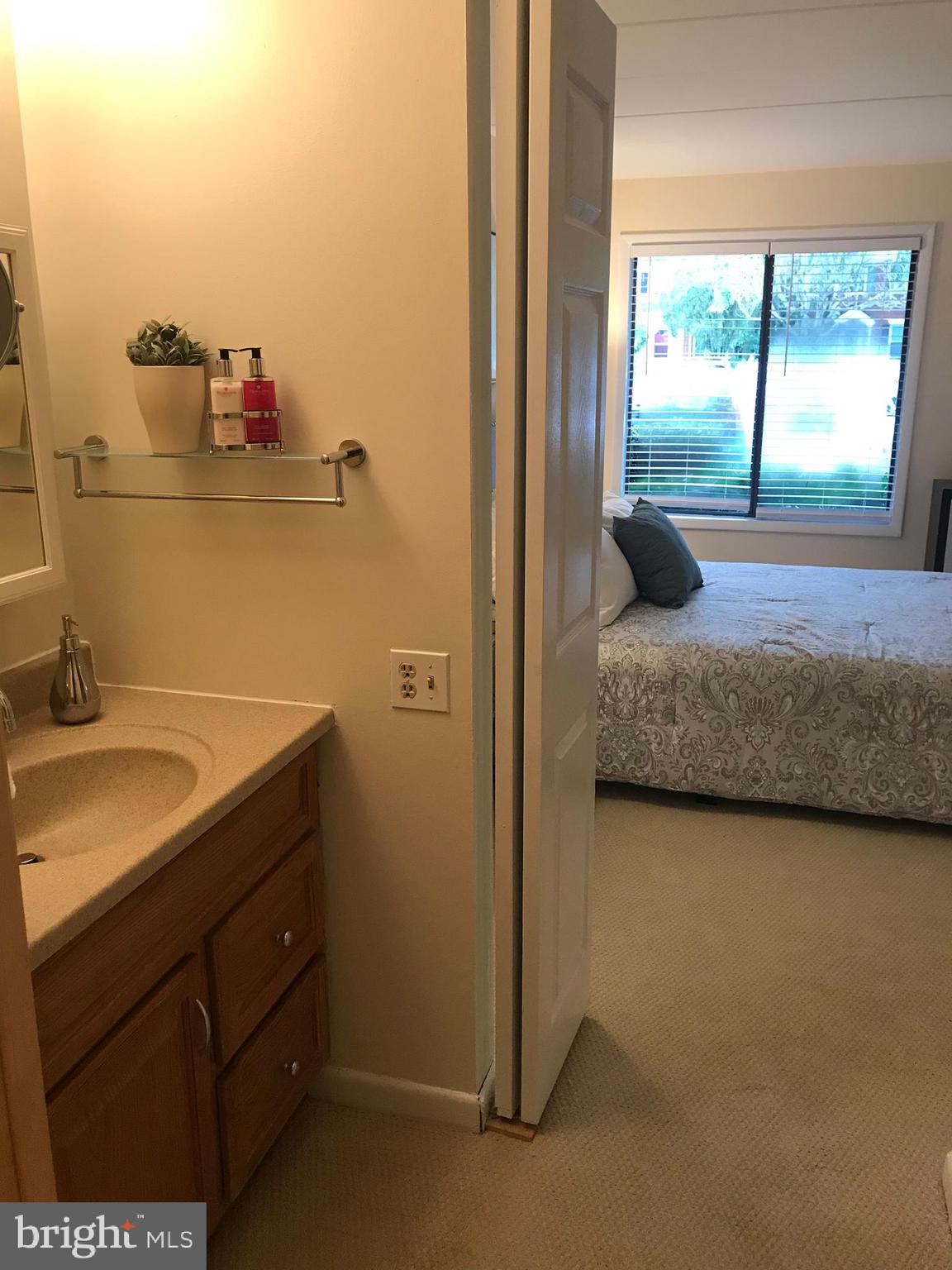 TERRACE TOWNHOME - Residential Lease