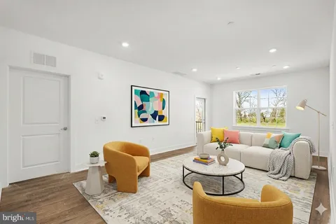 MLS: NJME2078402