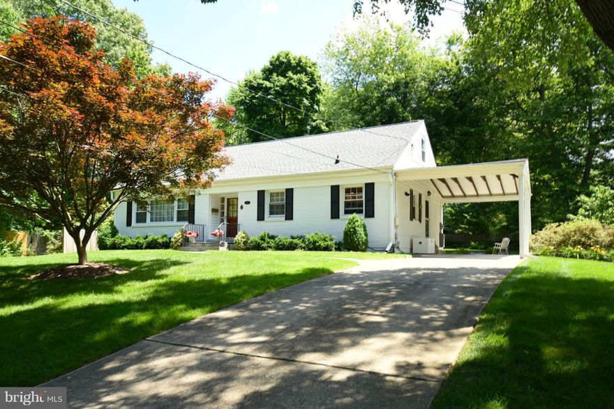 GRAMERCY CENTER HALL CAPE COD MODEL WITH OVER 3000 SQ FT FINISHED--FENCED 1/2 ACRE TREED YARD WITH LARGE FLAGSTONE PATIO OVERLOOKING CUSTOM LANDSCAPED YARD--5 BEDROOM, 3 FULL BATH,MAIN LEVEL MASTER BEDROOM,TWO LEVELS OF HARDWOOD FLOORS COVERED BY CARPETS--ROOF,SIDING AND WINDOWS REPLACED--REMODELED LARGE COUNTRY KITCHEN--REC ROOM PLUS TV MEDIA ROOM AND OFFICE--LARGEST MODEL IN COMMUNITY